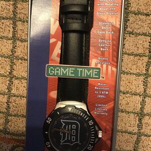 Detroit Tigers Men's Watch, Licensed MLB, With Gift Box